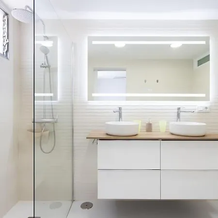 Dialez Holidays - Rebecca Semesterbostad