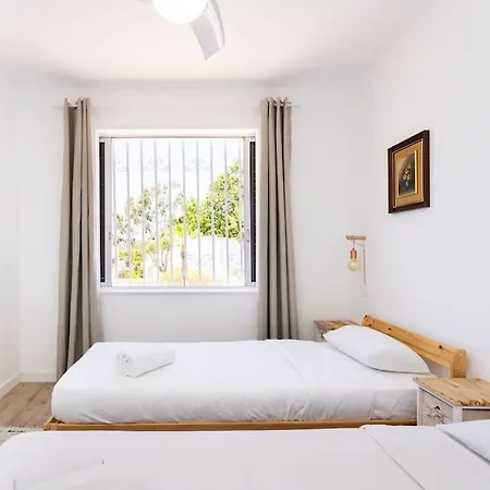 Dialez Holidays - Rebecca Semesterbostad *