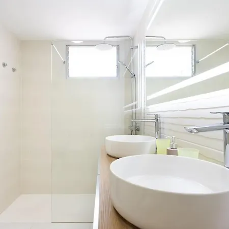 Semesterbostad Dialez Holidays - Rebecca