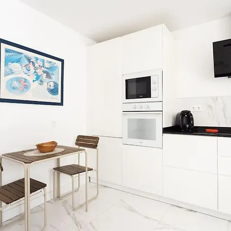 Dialez Holidays - Rebecca بيت للعطل *