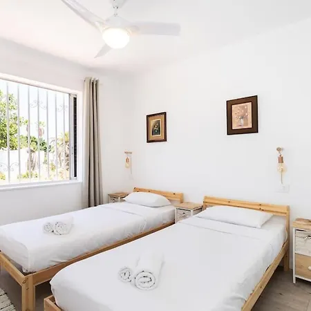 Dialez Holidays - Rebecca